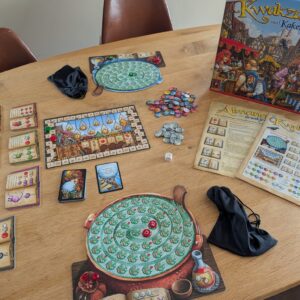 Bordspellen tijdens een spelletjesavond van De Speelhaven